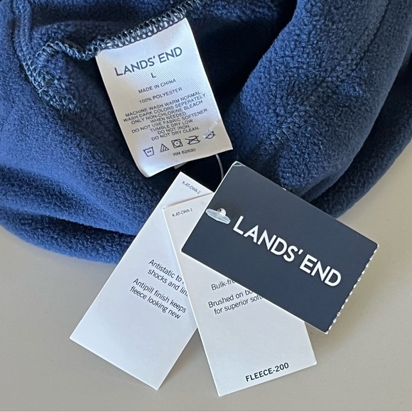 Patagonia & Lands' End Fleece Beanie Set - Solid Red and Blue L Price Firm - Picture 7 of 9
